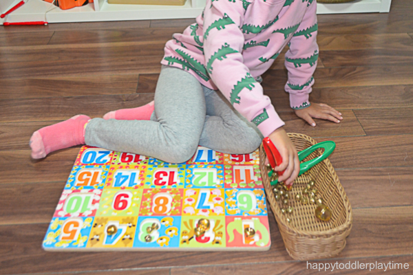 JINGLE BELL PUZZLE COUNTING 4