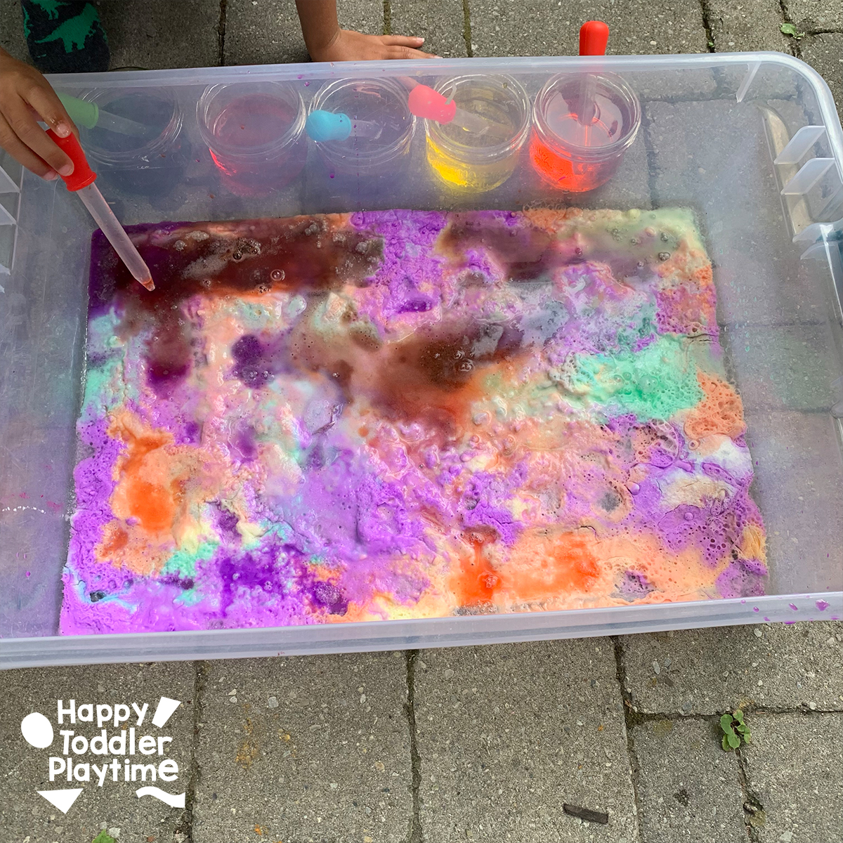 Easy Baking Soda and Vinegar Experiment for Kids Happy Toddler Playtime