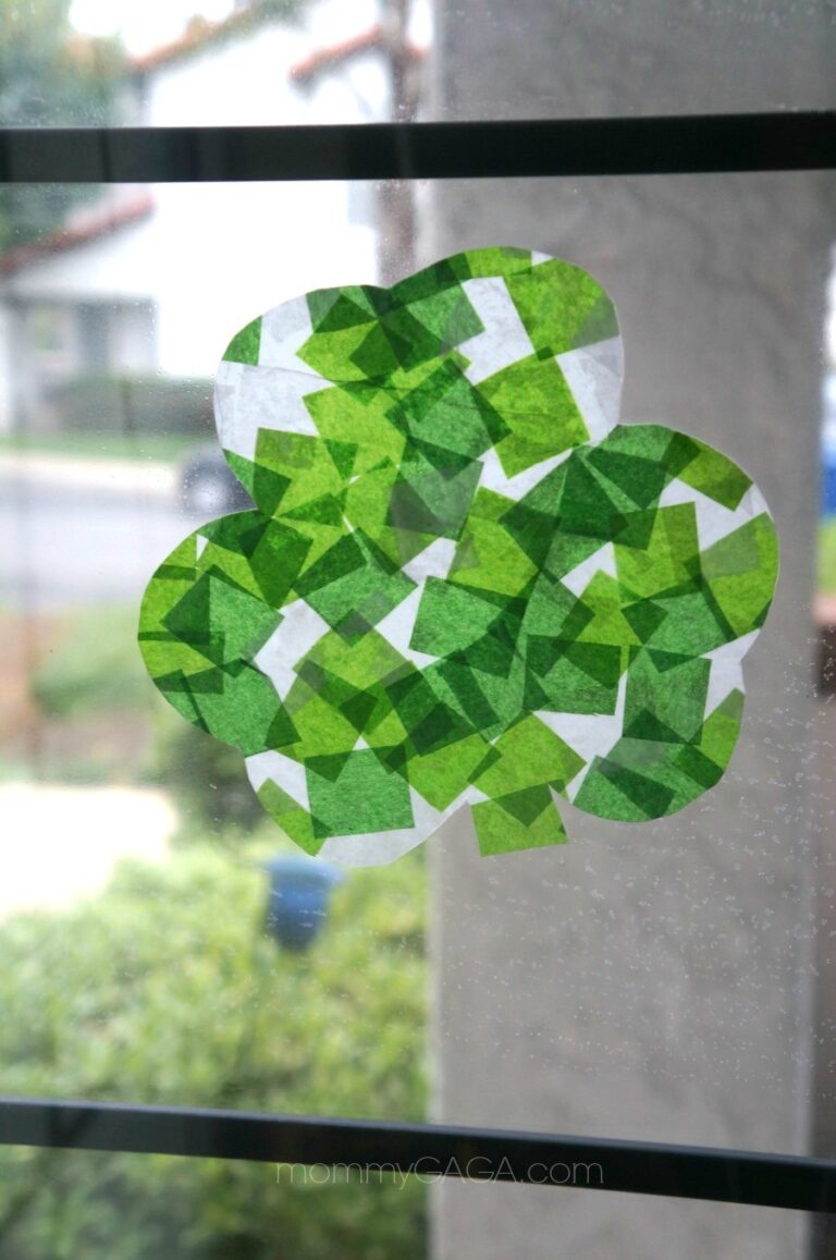 Simple & Fun Shamrock Crafts for St Patrick's Day - Happy Toddler Playtime