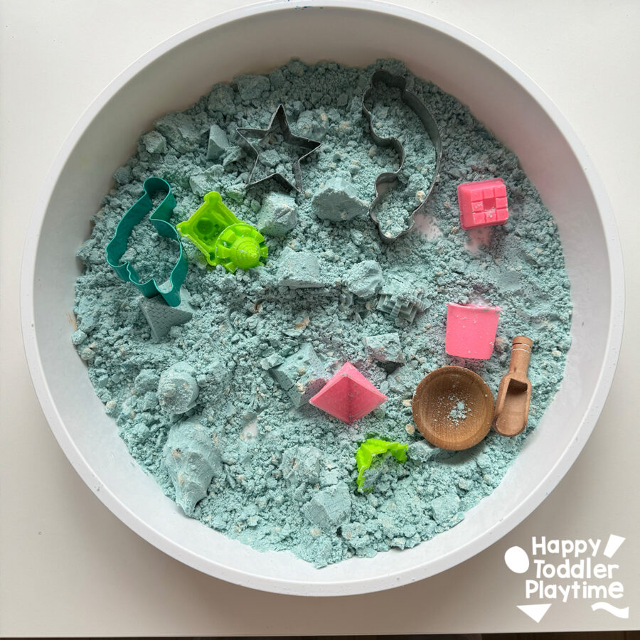 21 Rainy Day Activities for Preschoolers - Happy Toddler Playtime
