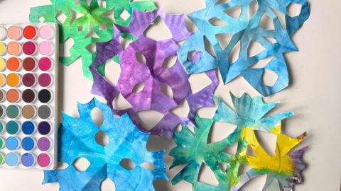 Paper Plate Snowflakes Craft - Happy Toddler Playtime